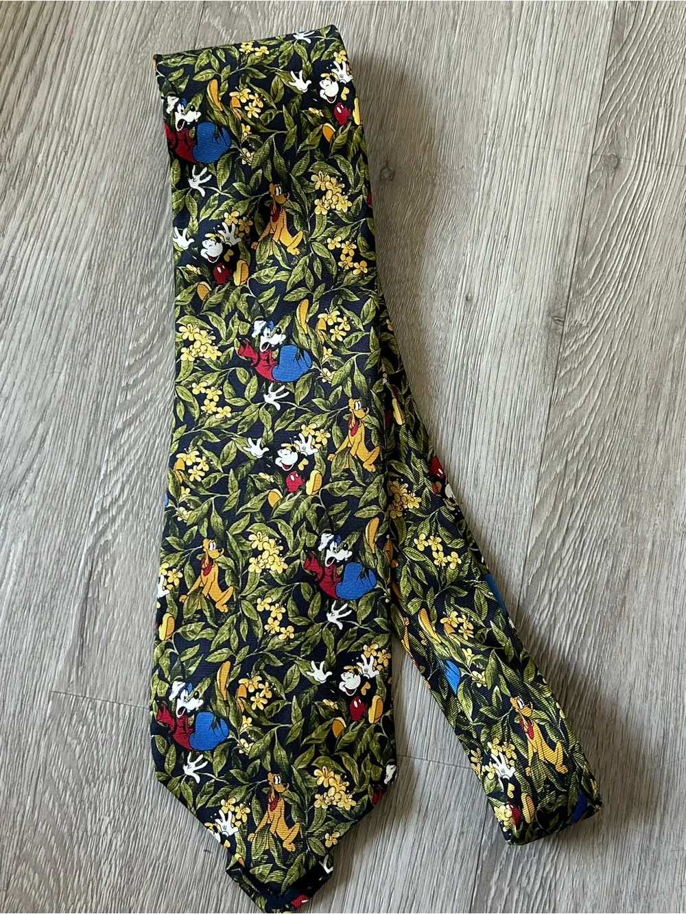 Disney Silk Tie Pluto Mickey Mouse Goofy Tie Rack Italy Excellent